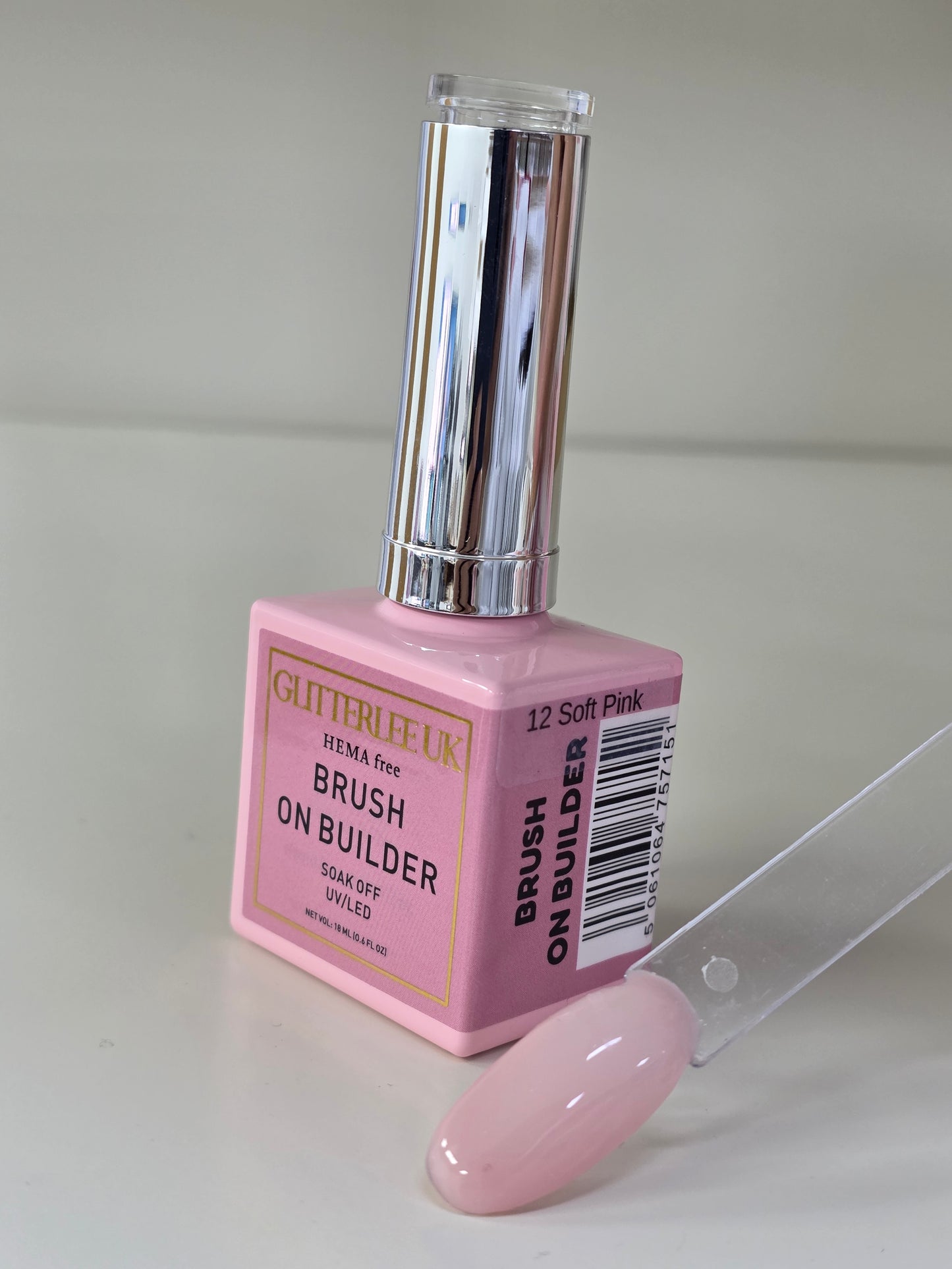 Sakura  Collection                                       Brush on Builder                                    ( Soaked Off Formular )