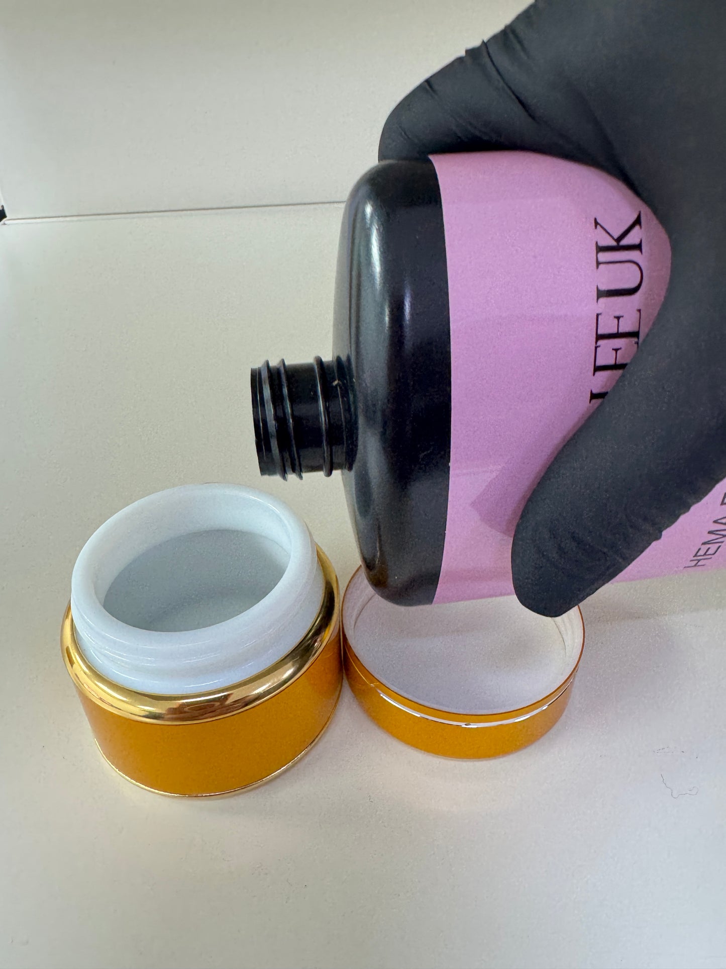 Empty Decanting Gel Pot - Holds 50 ml ( hũ empty đựng gel )