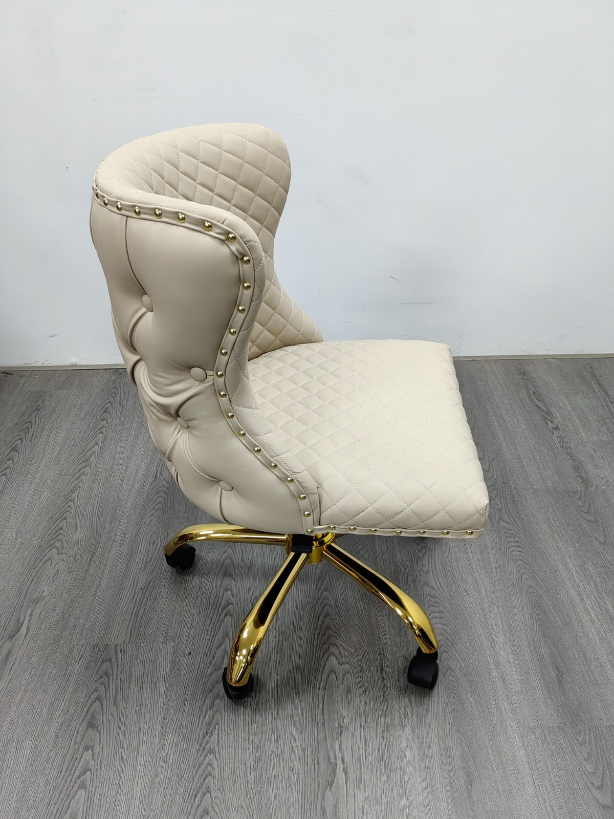 (2 chairs) Nail & Beauty Salon Customers Chair - Monaco Chair.This item is only sold as a pair ( 2 chairs in 1 carton)