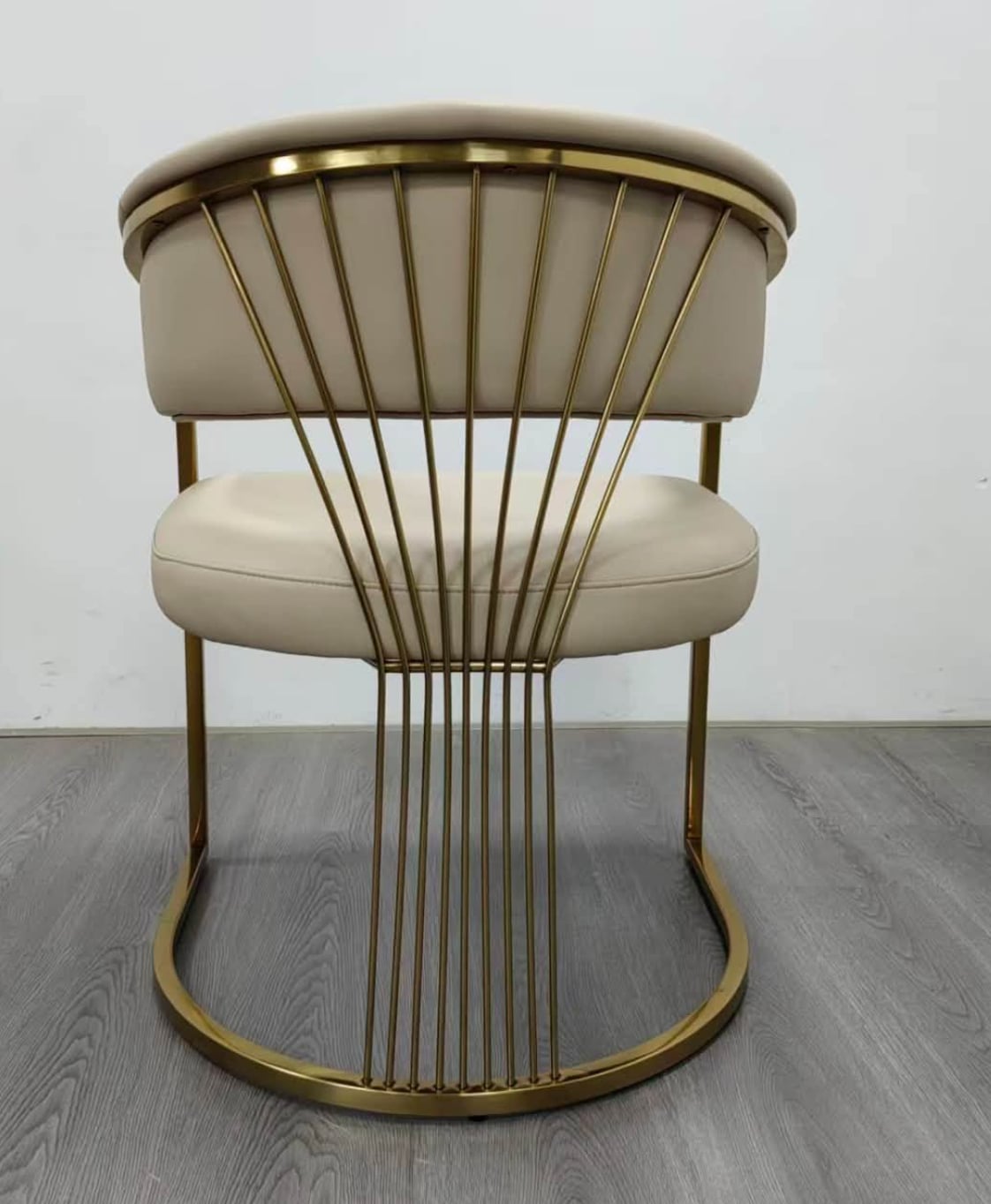 Nude Cream Phoenix (Big fan) Chair