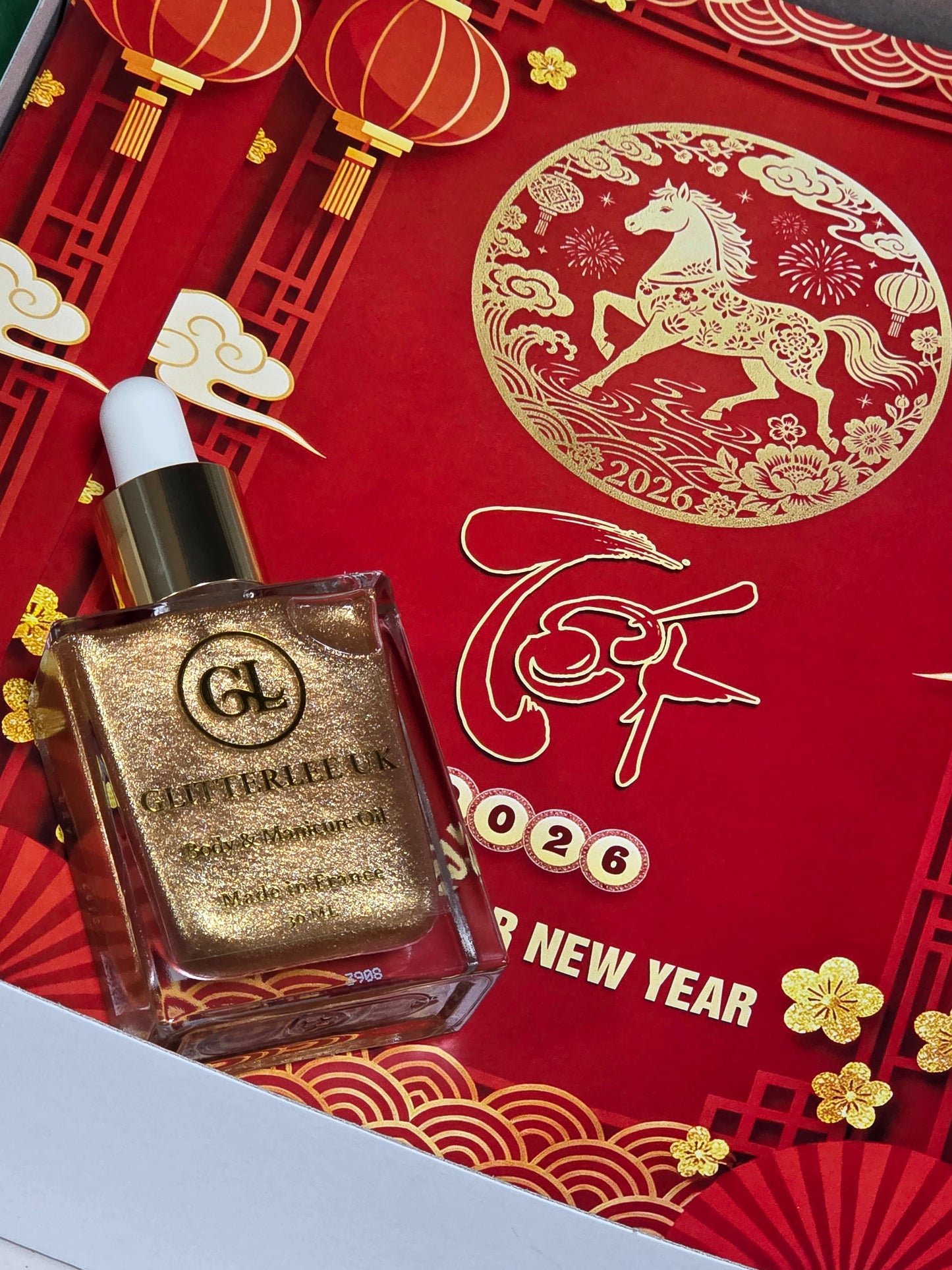 MADE IN FRANCE  luxurious glitter body & cuticle oil